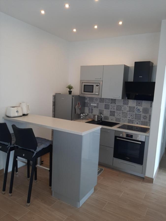 Beach Residences Caroline Хвар Екстер'єр фото