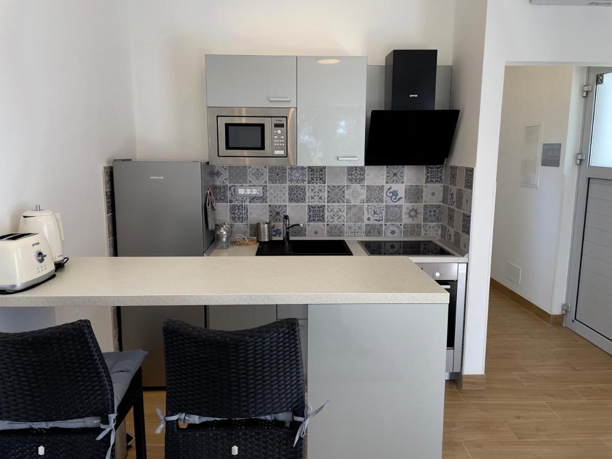 Beach Residences Caroline Хвар Екстер'єр фото