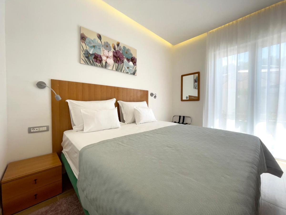 Beach Residences Caroline Хвар Екстер'єр фото