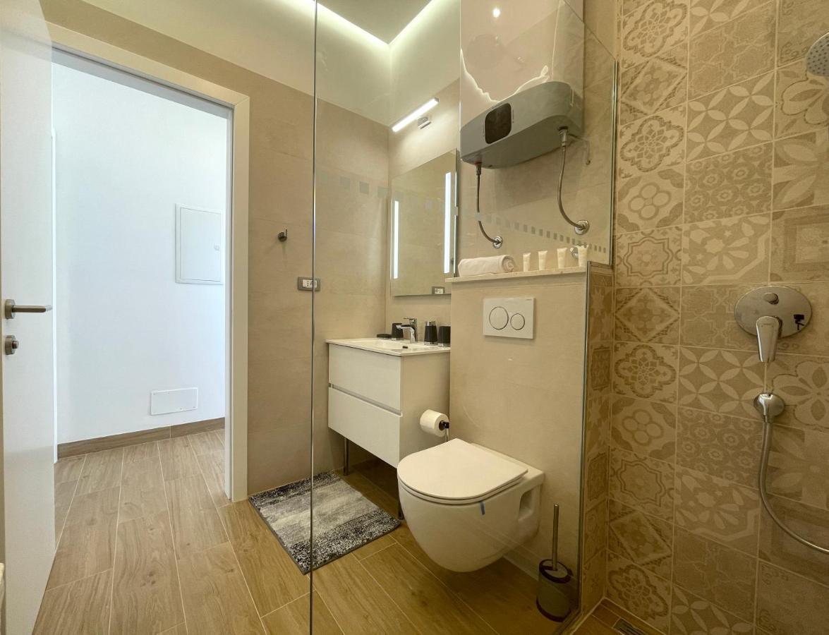 Beach Residences Caroline Хвар Екстер'єр фото