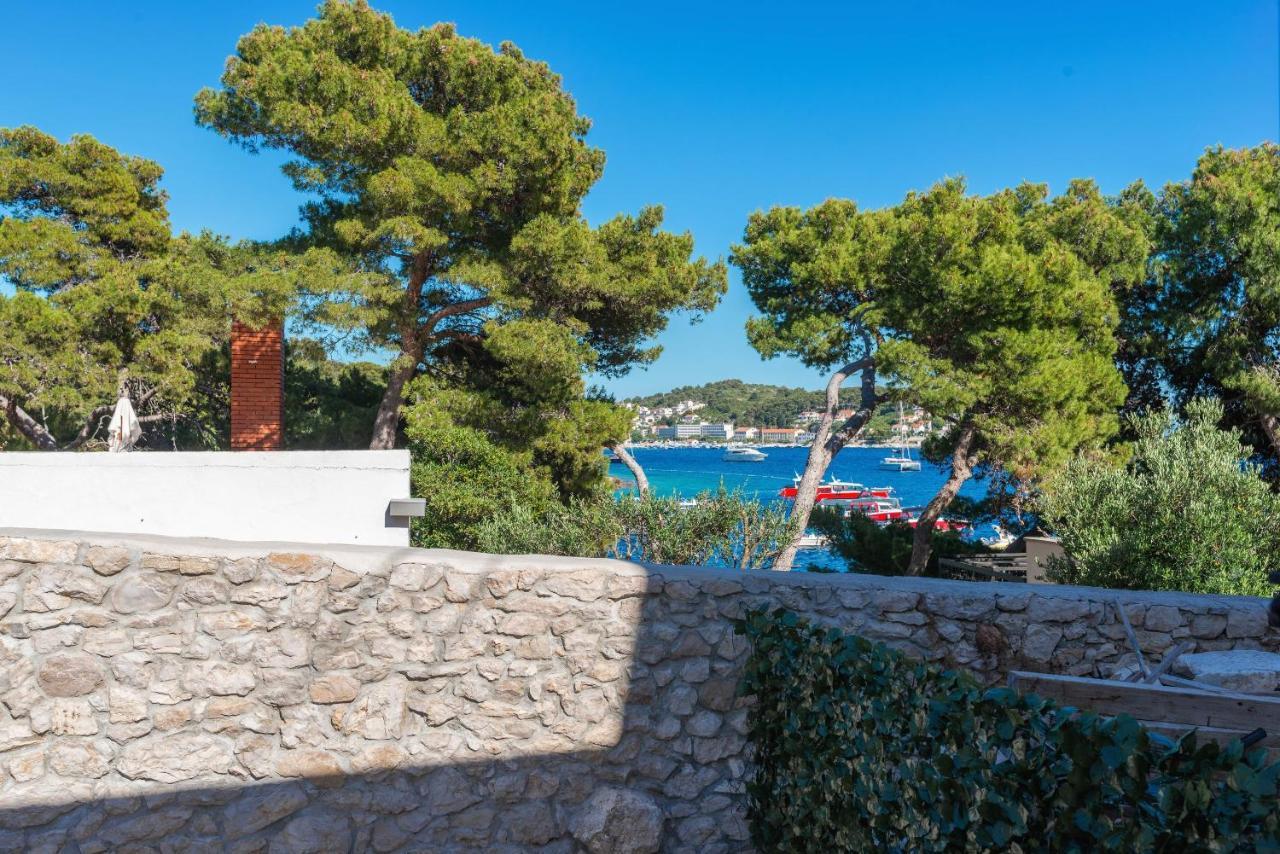 Beach Residences Caroline Хвар Екстер'єр фото
