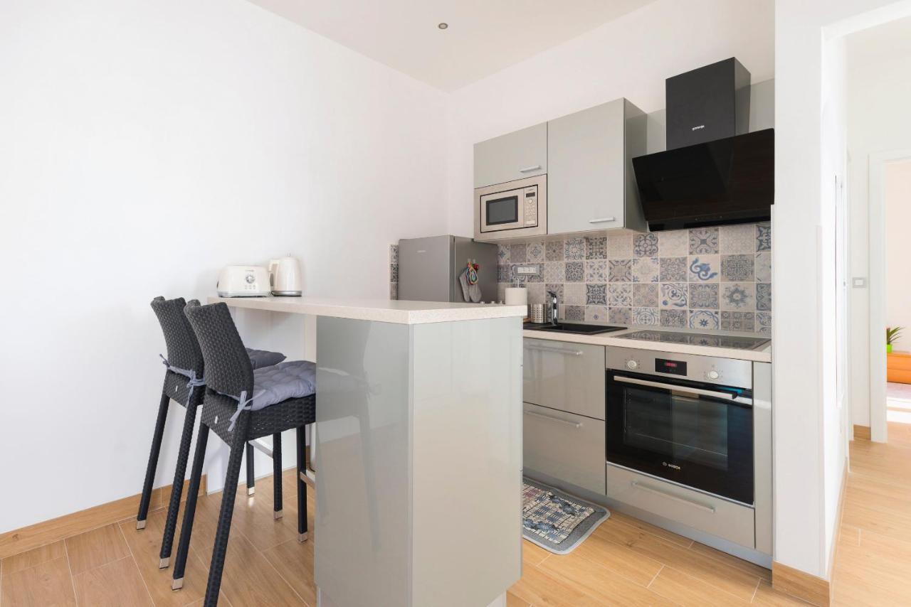 Beach Residences Caroline Хвар Екстер'єр фото
