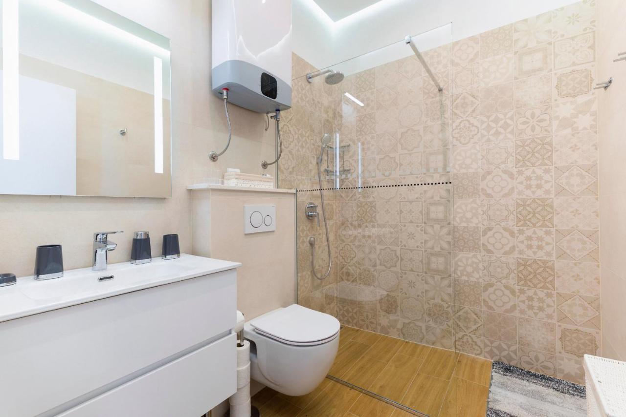 Beach Residences Caroline Хвар Екстер'єр фото